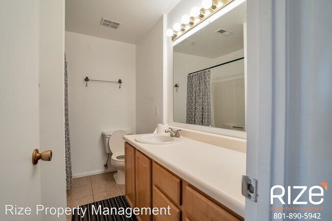 Building Photo - 4637 Quail Vista Cove