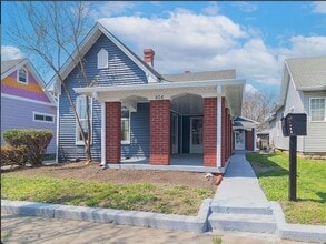 Building Photo - 856 River Ave