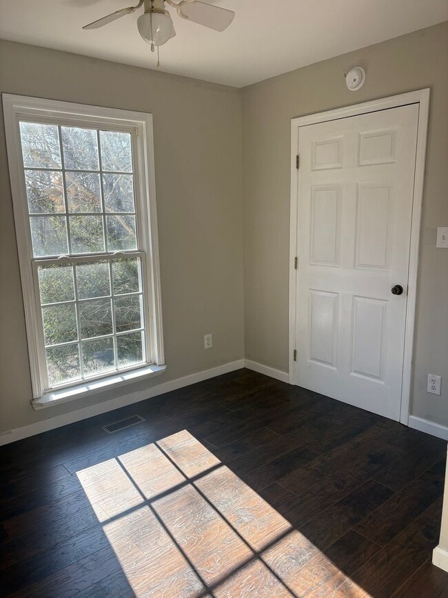 Building Photo - New For Rent in Pinson!