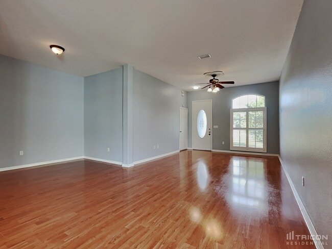 Building Photo - 21532 Silver Bay Pl