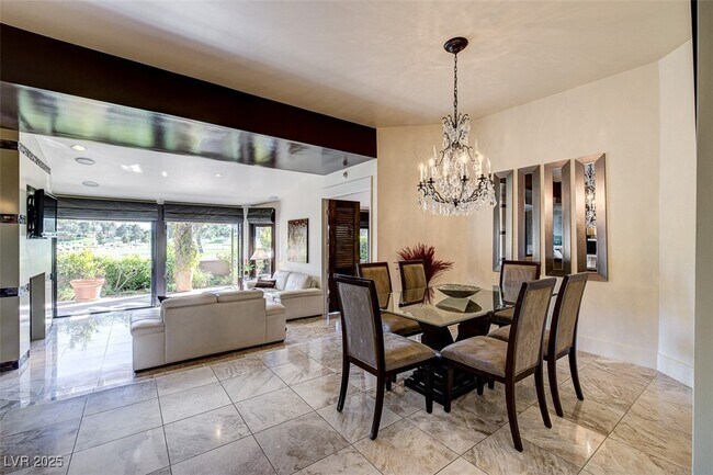 Building Photo - 7277 Mission Hills Dr