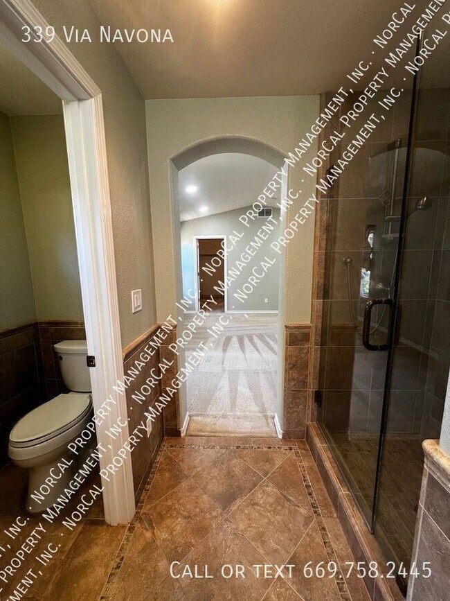 Building Photo - 339 Via Navona-