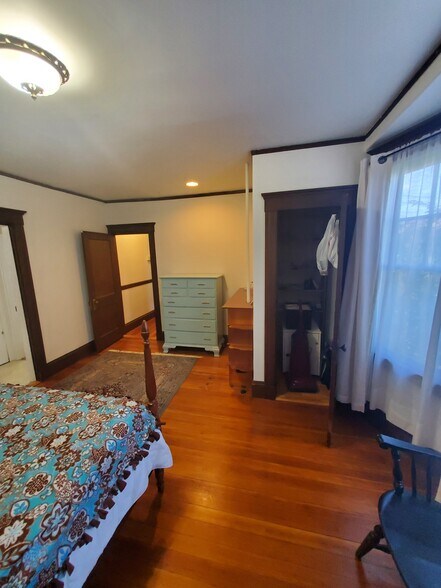 Building Photo - 64 Highland Ave