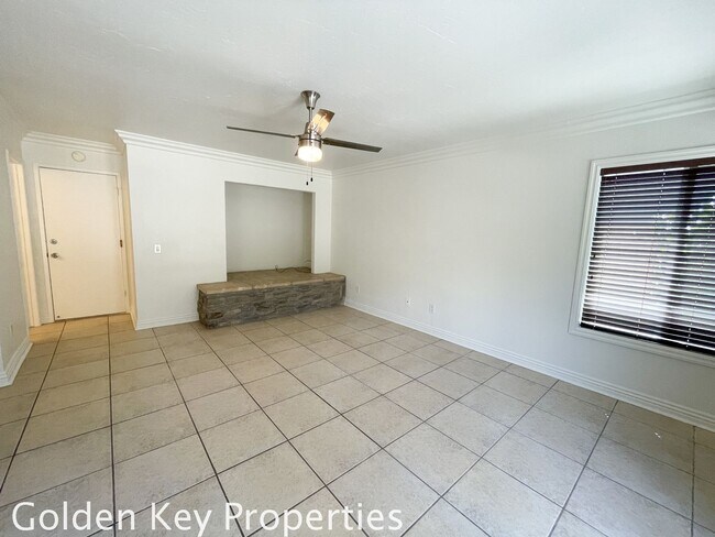 Building Photo - 4BR/3.5BA Home In Encinitas! New Carpet! F...
