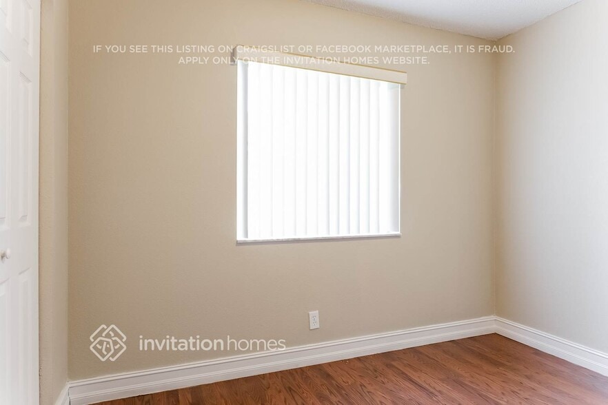 Building Photo - 4266 Greenbriar Ln