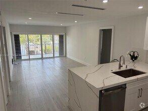 Building Photo - 575 Crandon Blvd
