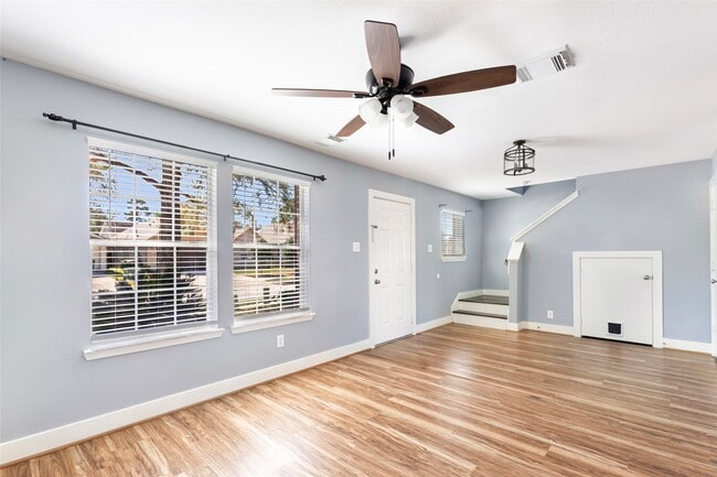 Building Photo - 415 Laurel Pine Dr