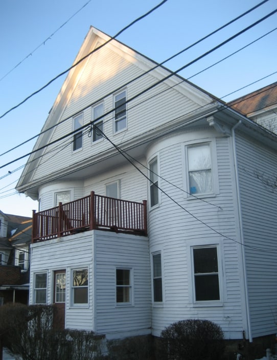 Building Photo - 32 Gordon St