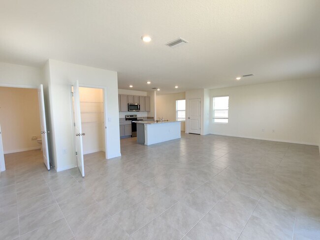 Building Photo - 10548 Penny Gale Loop