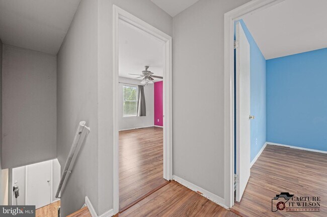 Building Photo - 365 Aldeberan Dr