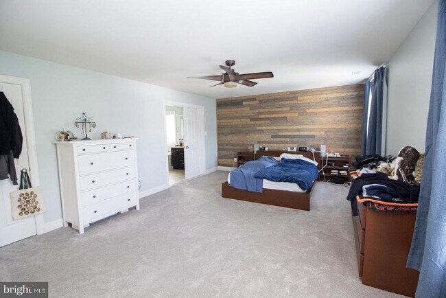 Building Photo - 24676 Broad Creek Dr
