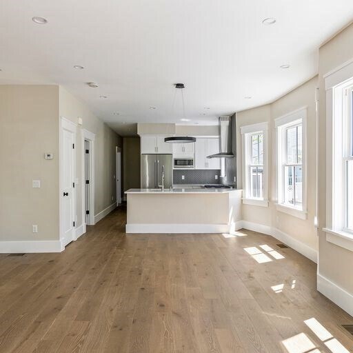 Building Photo - 111 Pearson Rd