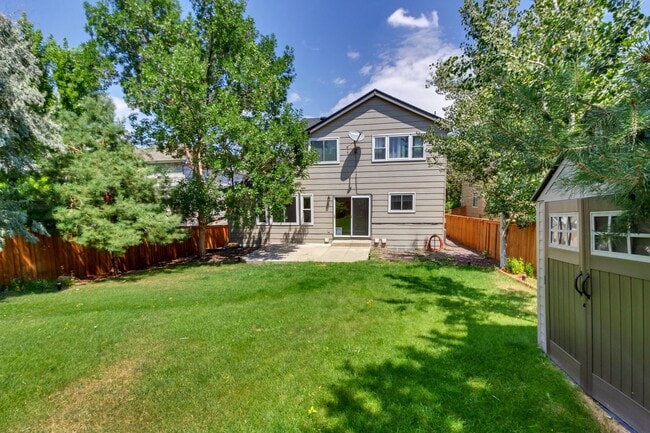 Building Photo - Charming 4 Bedroom 3 Bath in Highlands Ranch!