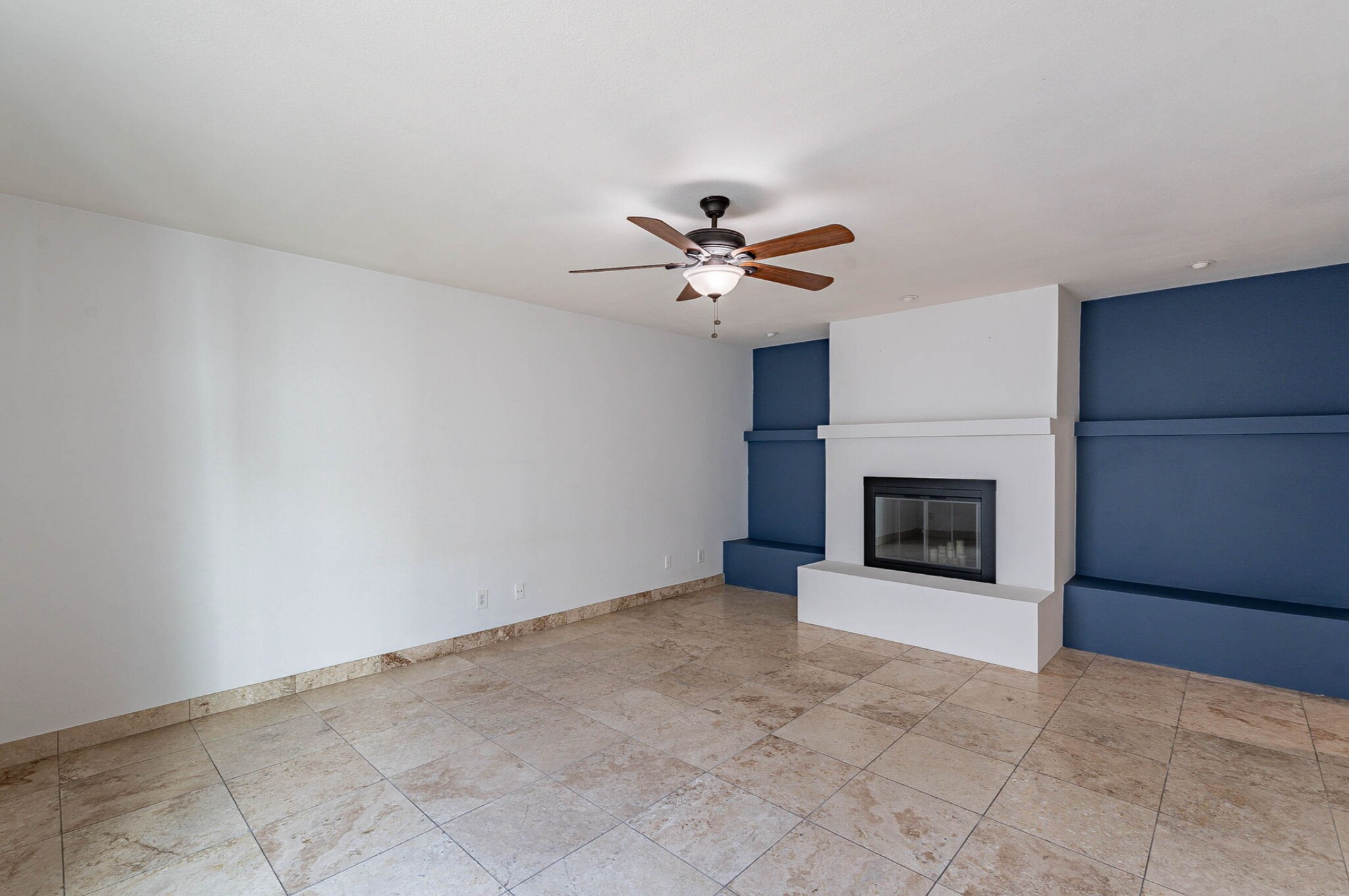 Building Photo - 6130 N 12th Way