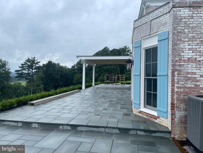 Building Photo - 2601 Butler Rd