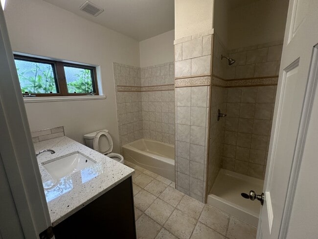 Building Photo - Great Platt Park Home