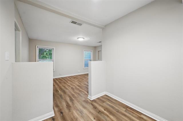 Building Photo - 1003 Pecan Ave