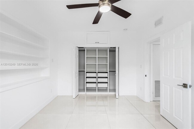 Building Photo - 7800 SW 57th Ct