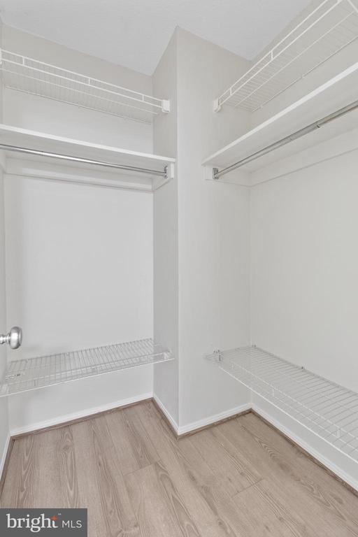 Building Photo - 8340 Greensboro Dr