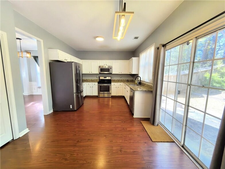 Building Photo - 2815 Priestcliff Dr SE