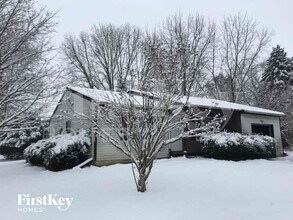 Building Photo - 5901 Pemberly Dr