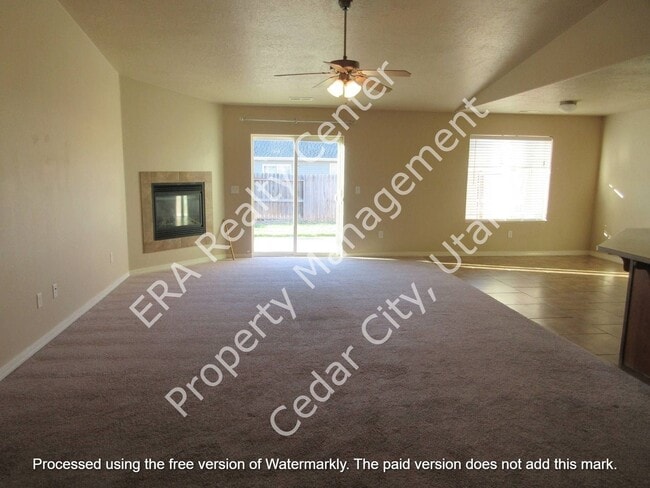 Building Photo - Move-In Discount!! 3 bed 2 bath - Twin home in Lamplight