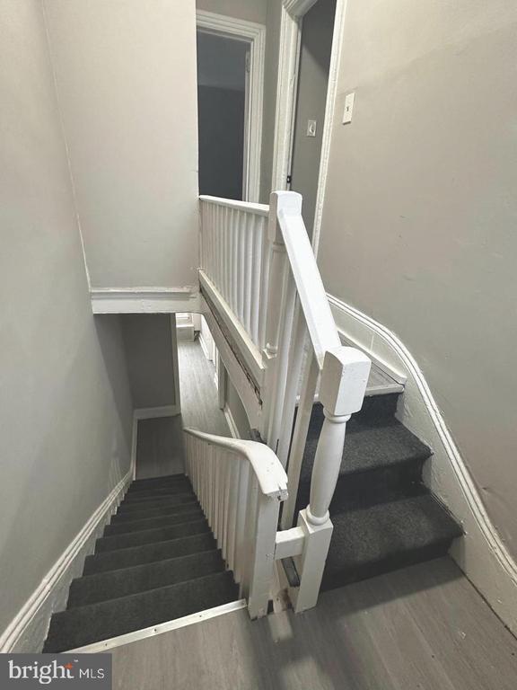 Building Photo - 102 Spring St