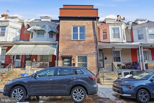 Building Photo - 458 W Earlham Ter