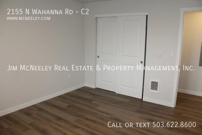 Building Photo - 2155 N Wahanna Rd
