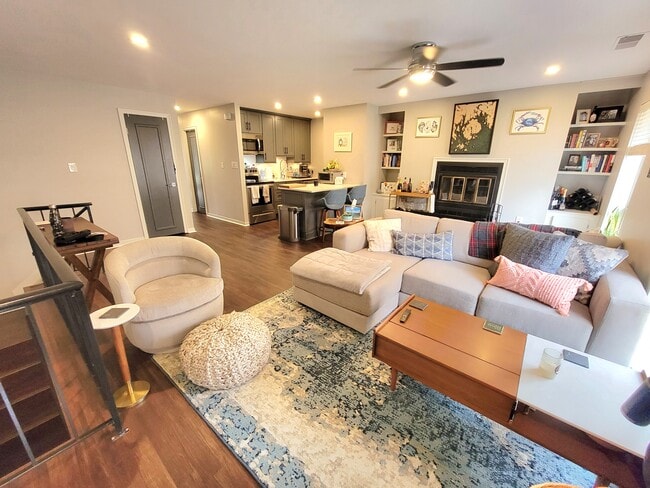 Building Photo - 23 Andrew Pl