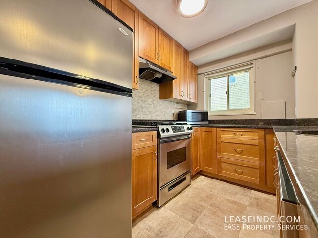 Building Photo - 5315 Connecticut Ave NW