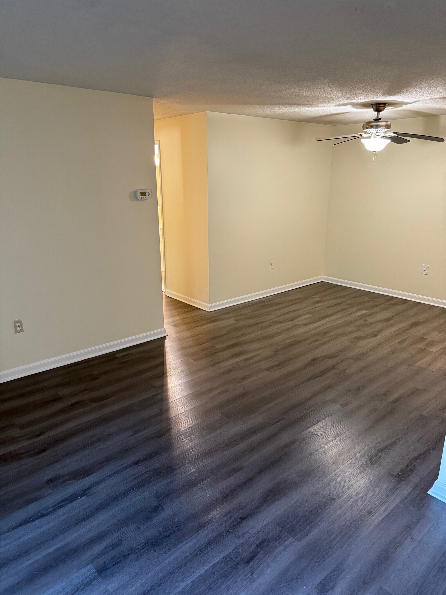 Building Photo - 30 Silver Hill Ln