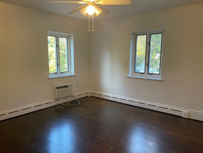 bedroom 2 - 14 Balmville Rd