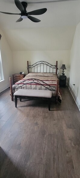 Building Photo - 1619 Myrtle St