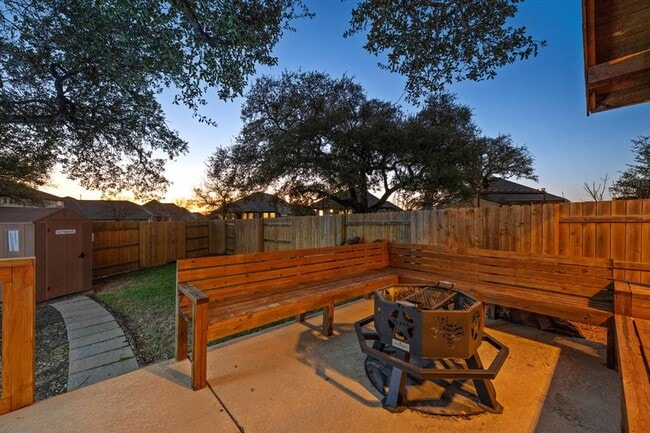 Building Photo - 217 Mineral River Lp