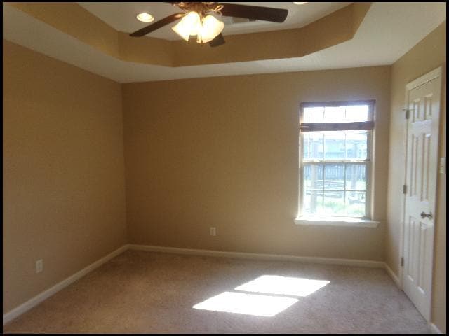 Building Photo - 100 Corbin Cir