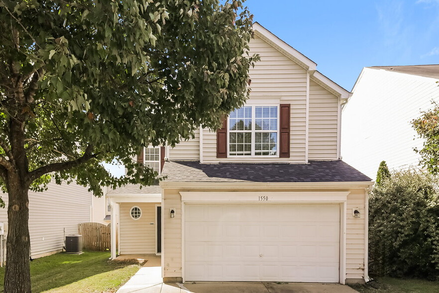 Primary Photo - 1550 Pebble Ridge Dr