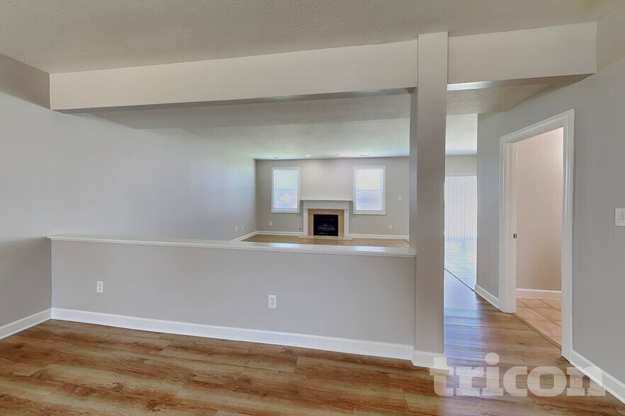 Building Photo - 5426 Basin Park Dr