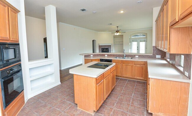 Building Photo - 1806 Chasewood Dr