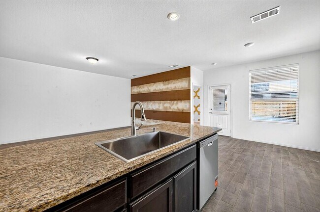 Building Photo - 7305 Fossell Ranch Rd