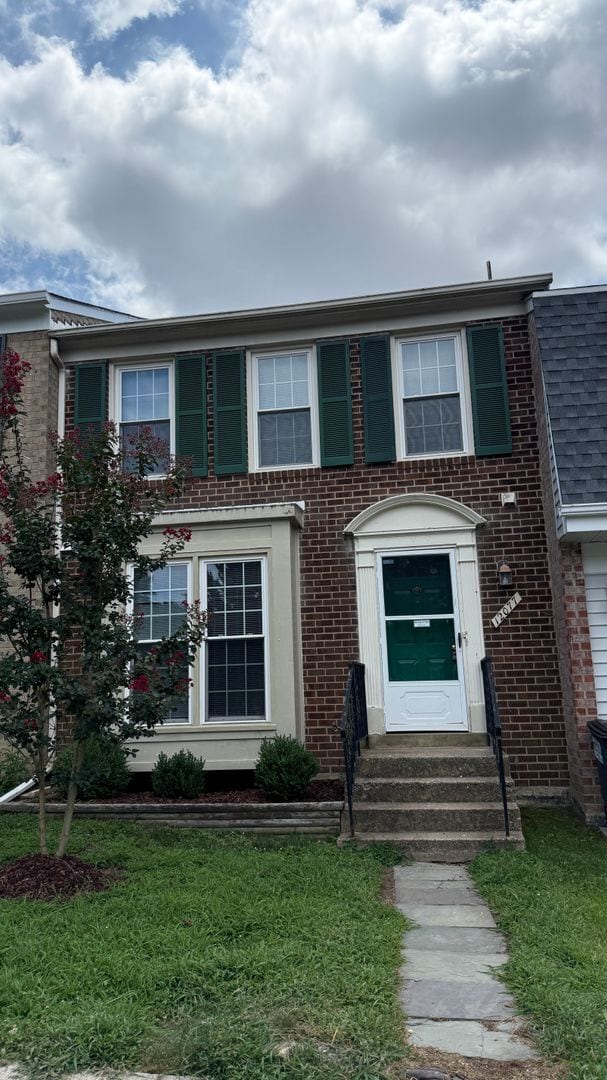 Primary Photo - Lake Ridge Townhouse