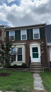 Building Photo - Lake Ridge Townhouse