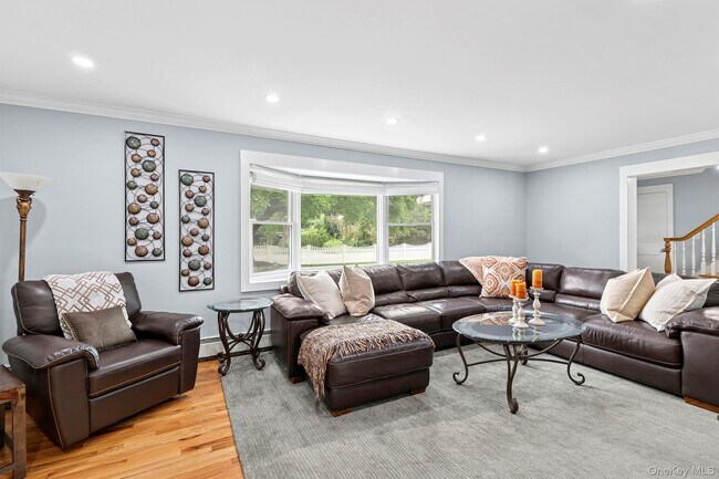 Building Photo - 48 Fanning Ave