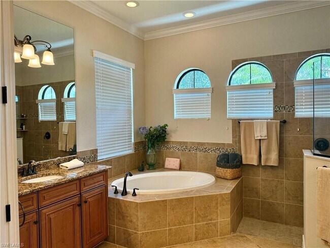 Building Photo - 9594 Firenze Cir