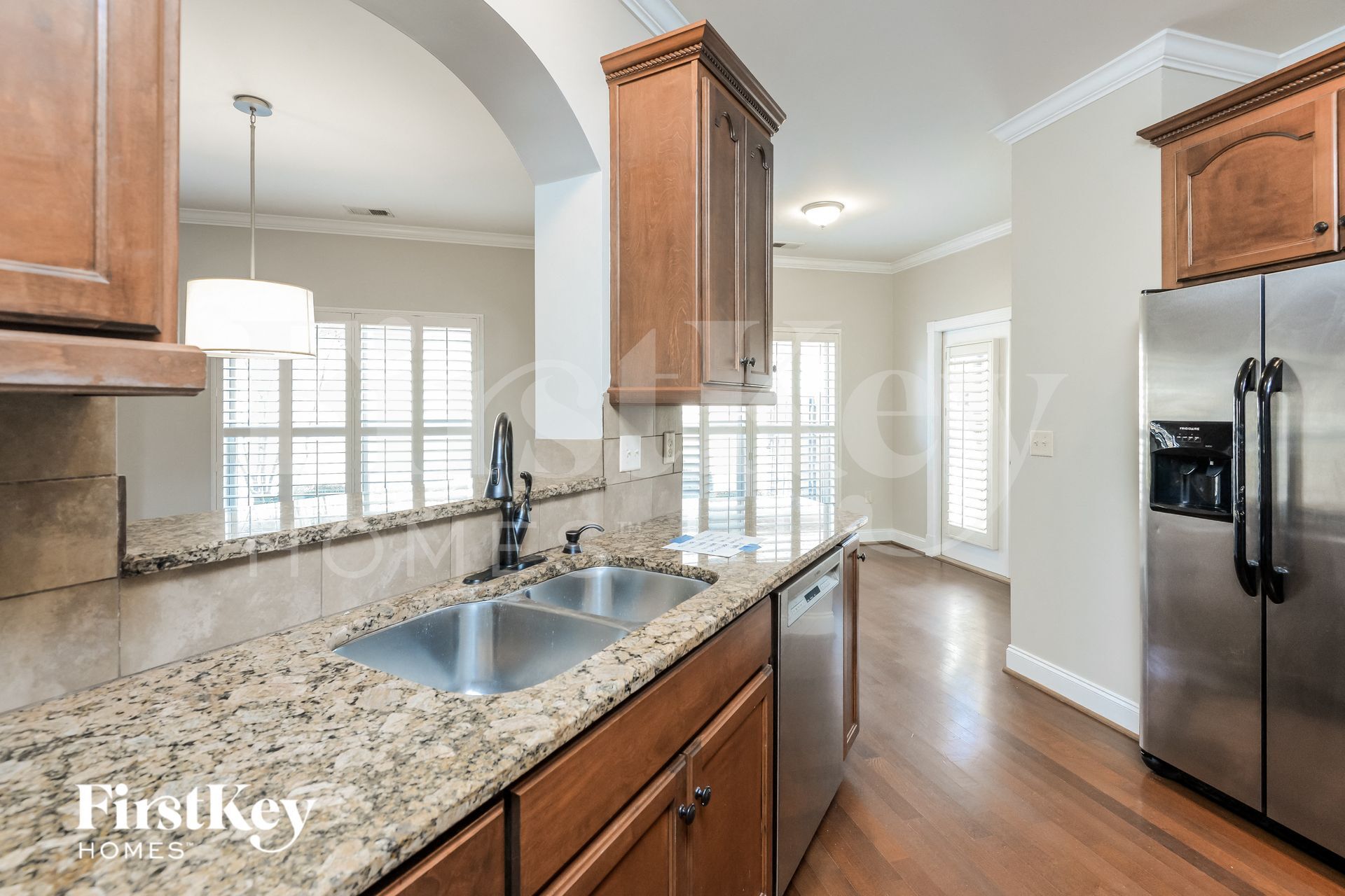 Building Photo - 149 Willow View Lane