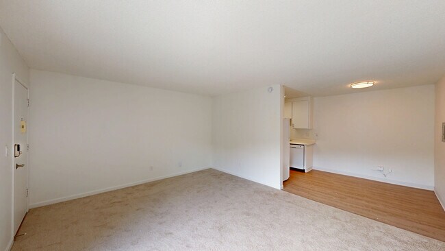 Building Photo - 410 Alameda del Prado