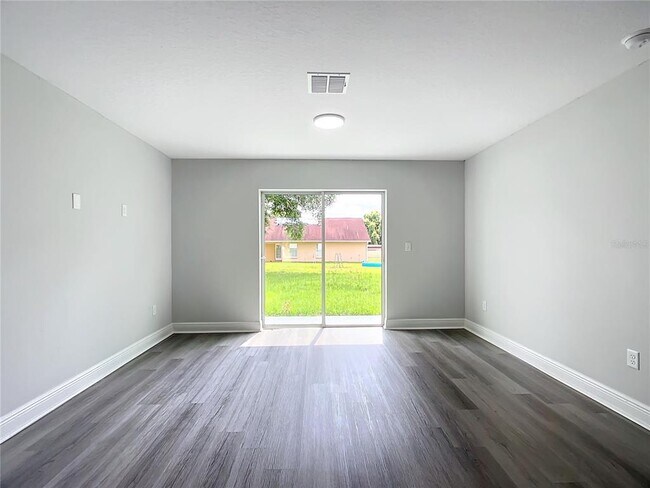 Building Photo - 13609 Markhan St