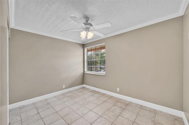 Building Photo - 1410 Congressional Way