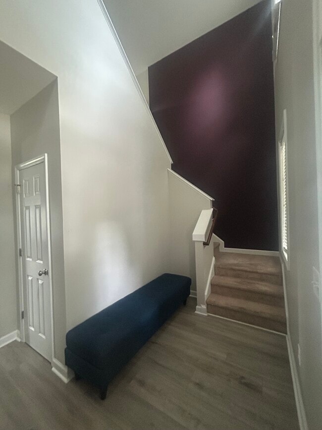 Building Photo - 4304 Dublin Rd