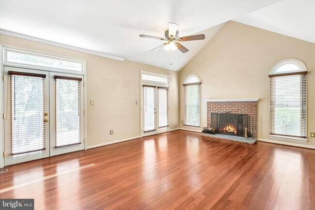 Building Photo - 21102 Raintree Ct